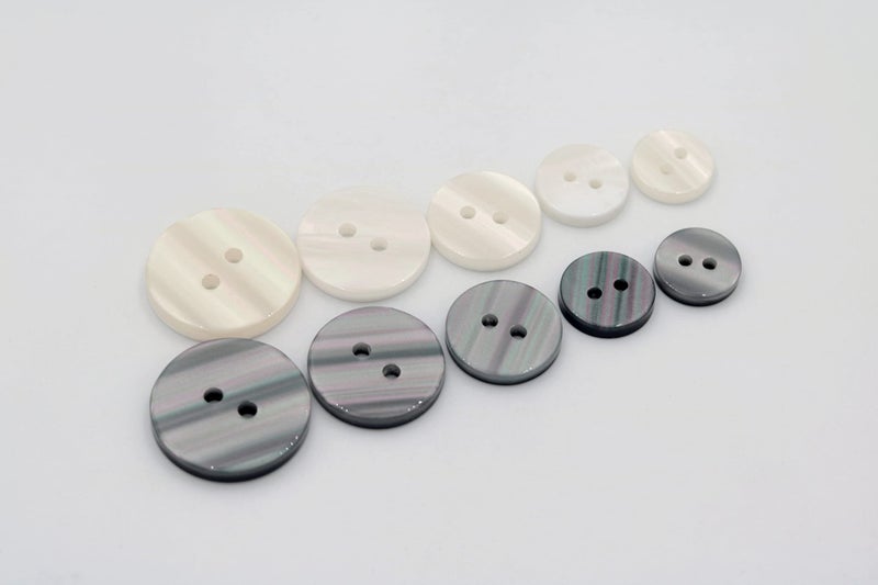vingol 20PCS 2 Holes Sewing Round Craft Buttons Resin Snaps for Blazer Shirts Clothes DIY Accessories (White, 18mm) - Image 2